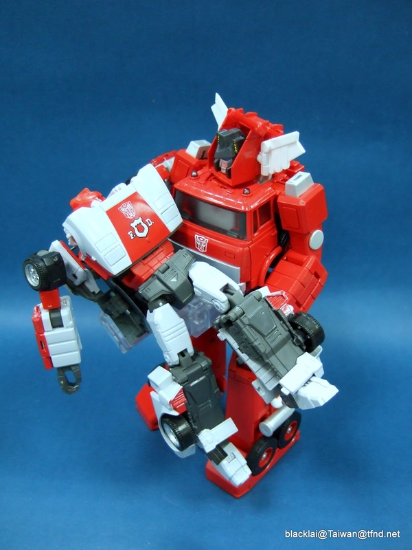 MP 33 Masterpiece Inferno   In Hand Image Gallery  (95 of 126)